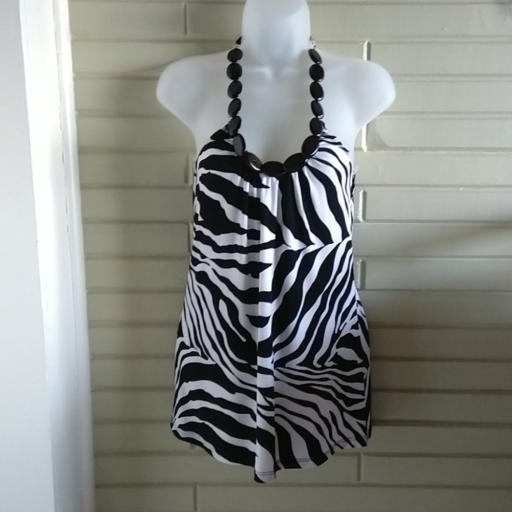 Black and white halter